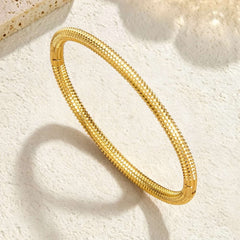 Stainless Steel Minimalist Style Clasp Bracelet
