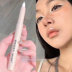 Lápiz delineador de ojos para iluminar el maquillaje del lagrimal