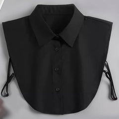 Col décoratif assorti à une chemise habillée pour homme