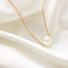 Women’s Minimalist White Pearl Beaded Necklace – Elegant Statement Chain