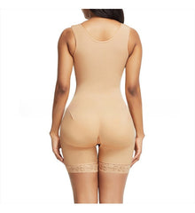 Combinaison gainante amincissante avec effet push-up sur les hanches
