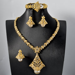 Jewelry 18k Gold-Plated Leaf Necklace