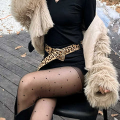 Cinturón retro americano con estampado de leopardo y diseño metálico grabado