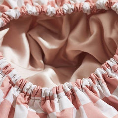Bonnet de douche Flexi doublé en satin Kitsch, motif damier terracotta - Boîte imparfaite