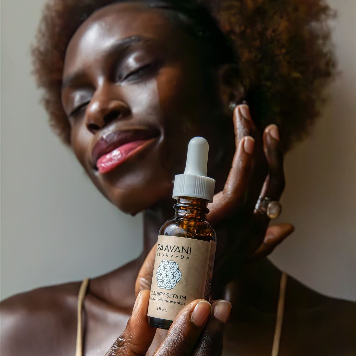 Clarify Serum Ayurvedic Face Oil for Blemish-Prone Skin | PAAVANI simple Paavani--8_websize_9c683fca-b90e-41d6-8396-9477ced7296b Paavani Ayurveda Skincare and Wellness