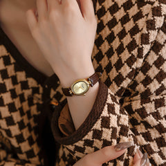 Womens Leather Belt Round-shaped Fashionable Artistic Niche Watch