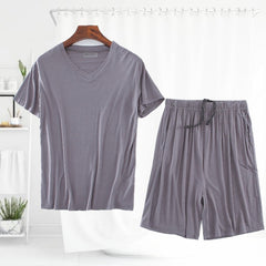 Ensemble de sport et de détente pour homme, composé d’un haut à manches courtes et d’un short