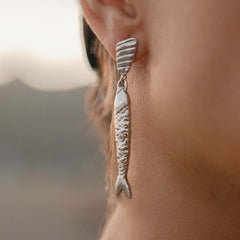 Boucles d’oreilles puces artistiques longues en acier inoxydable