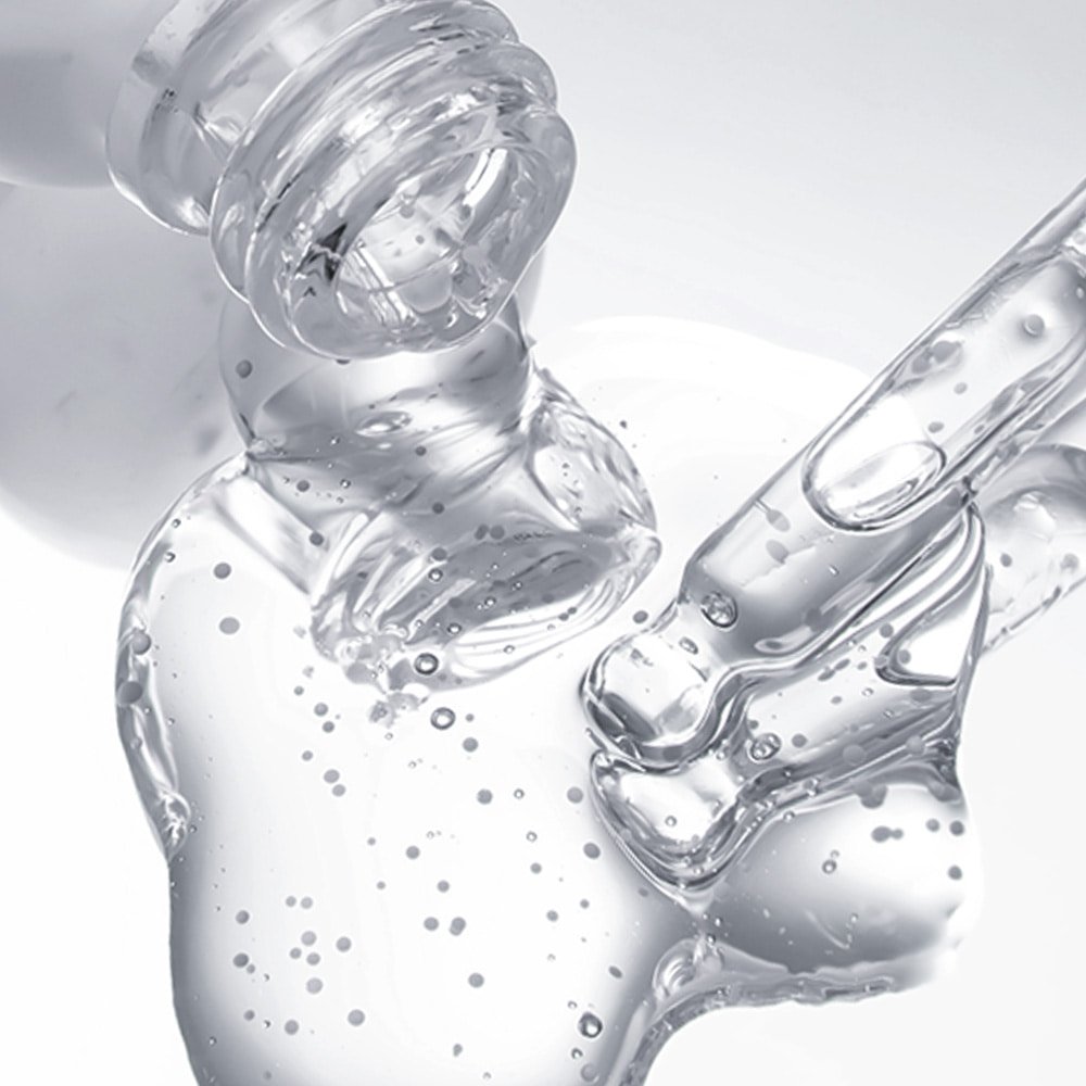 FRANKLY Niacinamide 15% + Zinc Beads Serum 30ml showing clear serum texture, ideal niacinamide zinc serum for acne-prone skin.